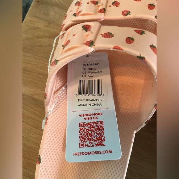 Freedom Moses Tuti Baby Slides - The Jilly Box by Jillian Harris - Picture 5 of 7